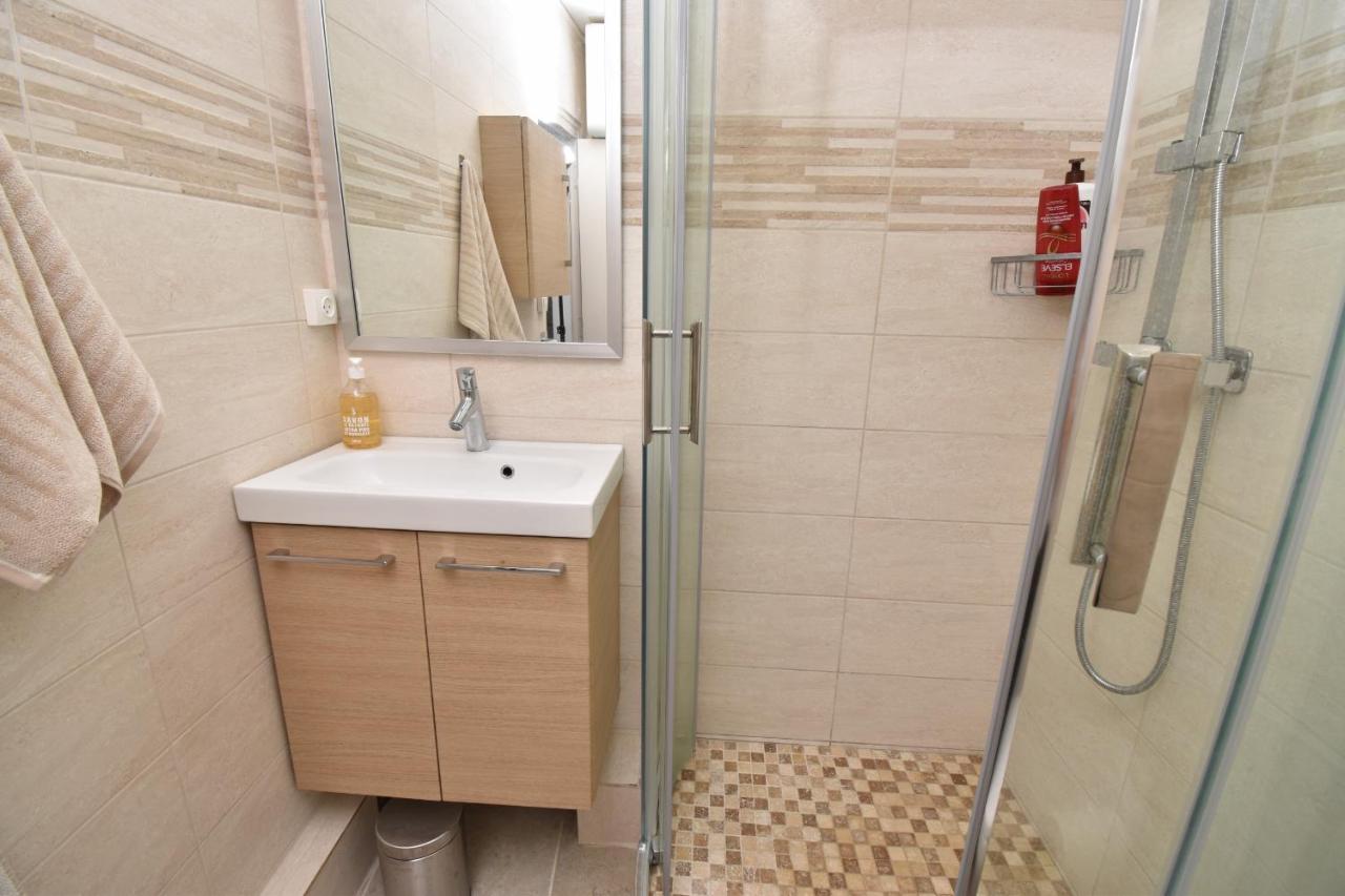 르그로뒤후아 T2 Entierement Renove Chabian Port Camargue 아파트 외부 사진